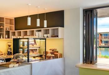 Coffee Shop