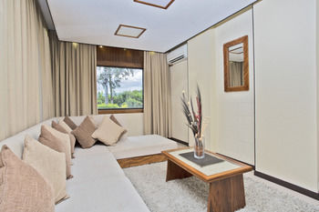 Guestroom View