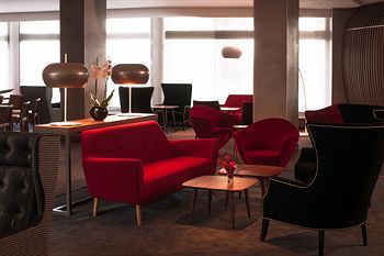 Hotel Lounge
