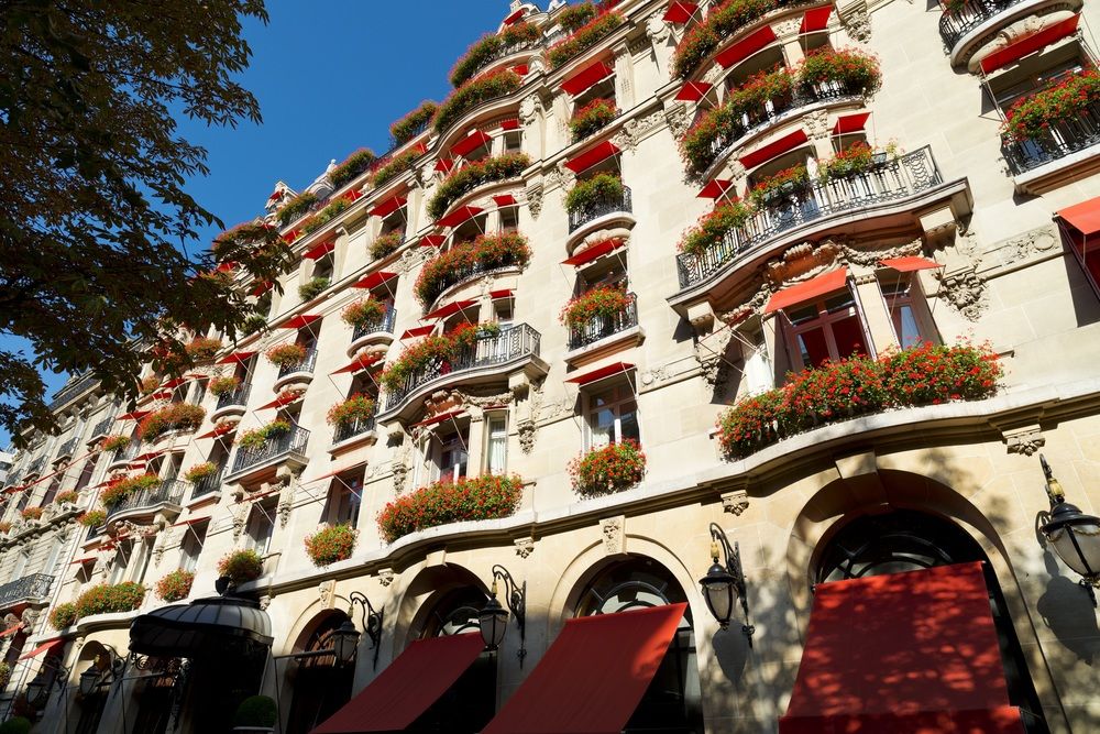 Hotel Plaza Athenee - Dorchester Collection image 1