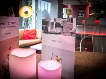 Hotel Bar