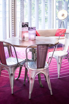 Hotel Lounge