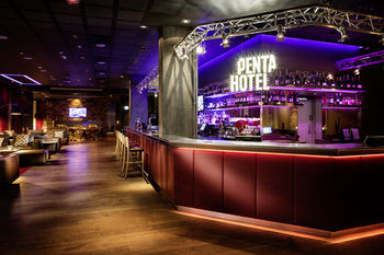 Hotel Bar