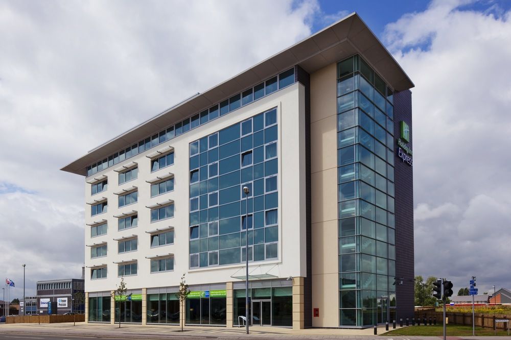 Holiday Inn Express Lincoln City Centre image 1