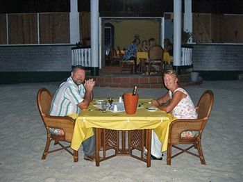 Couples Dining