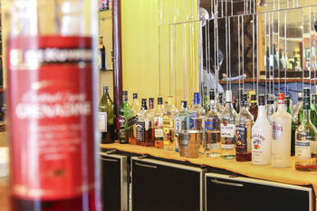 Hotel Bar