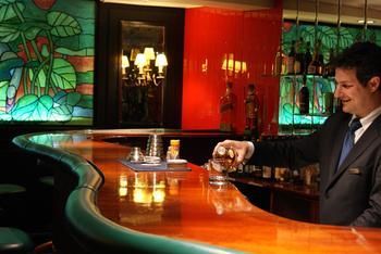 Hotel Bar
