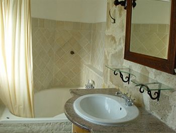 Theonia Apartment photo 2