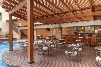 Poolside Bar