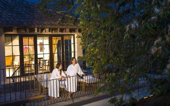 Room Service - Dining