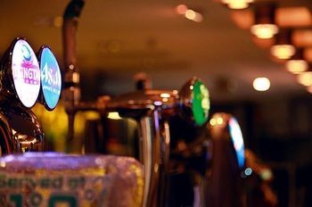 Hotel Bar