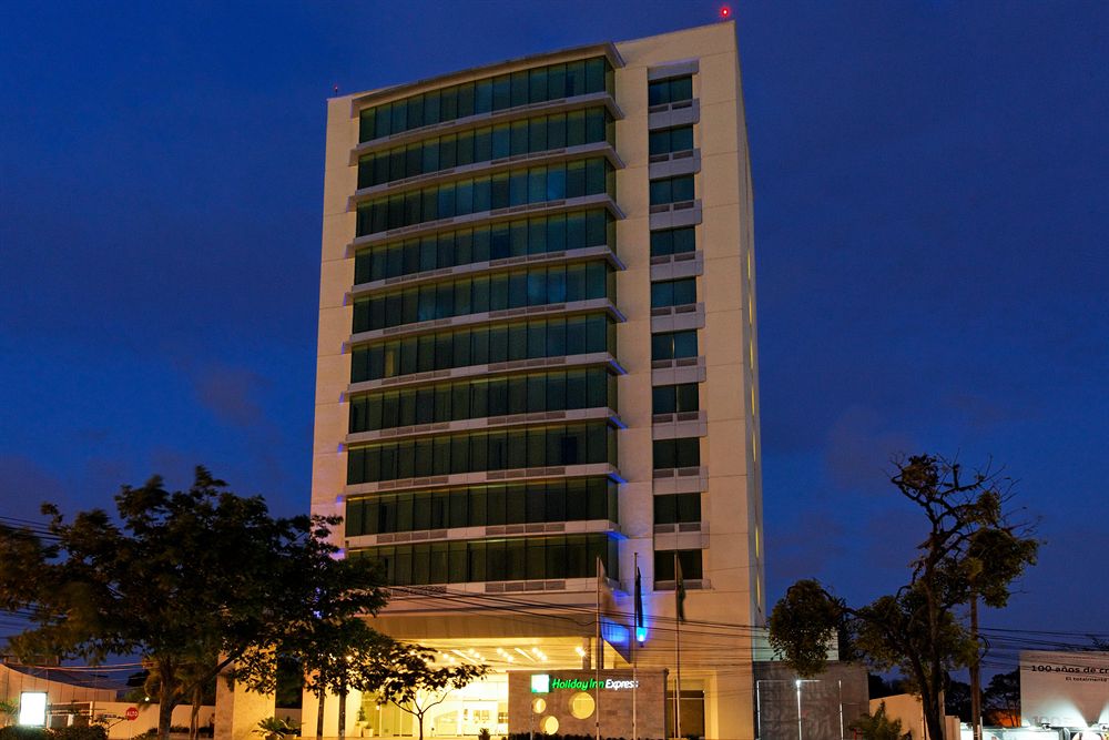 Holiday Inn Express San Pedro Sula image 1