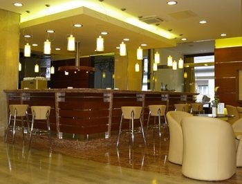 Hotel Lounge
