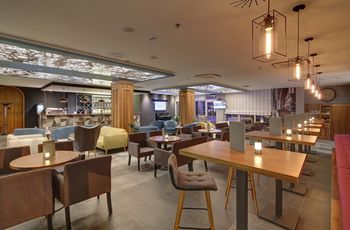 Hotel Bar