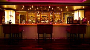 Hotel Lounge