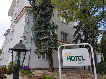 Classic Hotel Budapest XI. district (Ujbuda) Hungary thumbnail