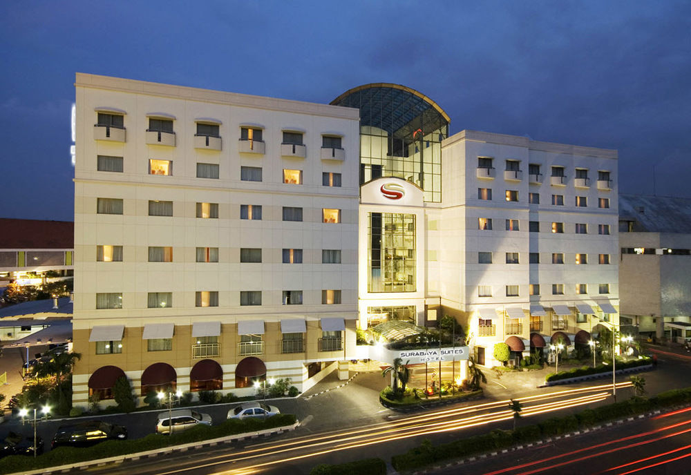 Surabaya Suites Hotel Powered by Archipelago image 1