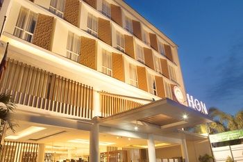 Luxury Malioboro Hotel