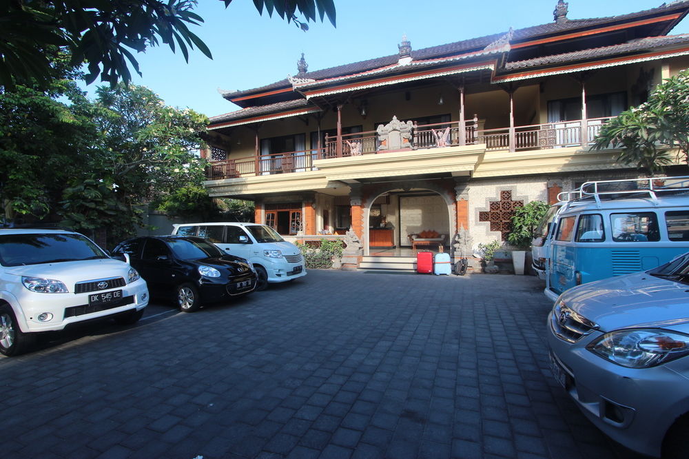 Taman Agung Hotel image 1