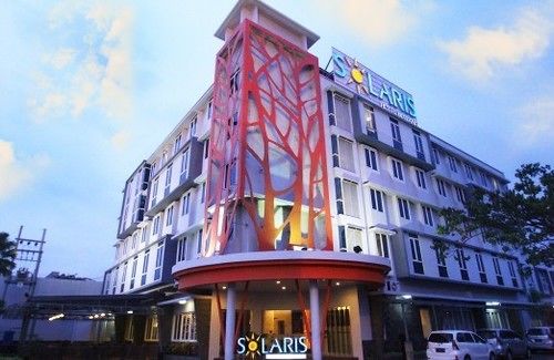 Solaris Hotel Malang image 1