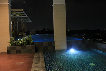 Grand Mercure Solo Baru - Tap to explore photos