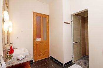 ZEN Rooms Lovina Ocean View photo 4
