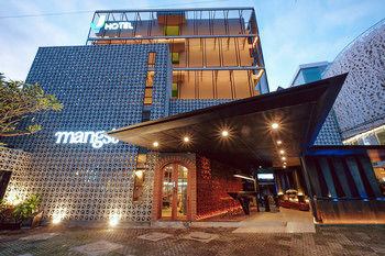Hotel Front