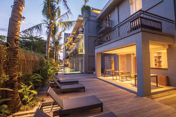 FRii Bali Echo Beach - Tap to explore photos