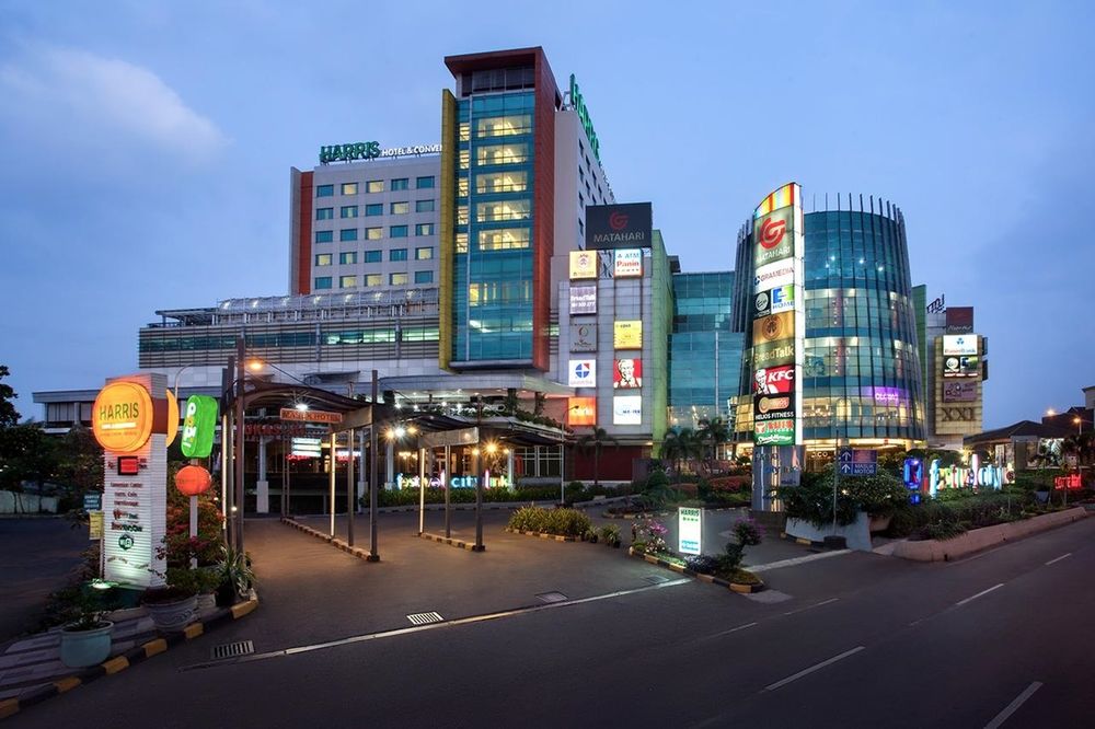 HARRIS Hotel & Convention Festival Citylink Bandung image 1