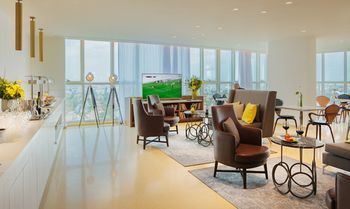 Hotel Lounge