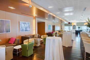 Hotel Lounge