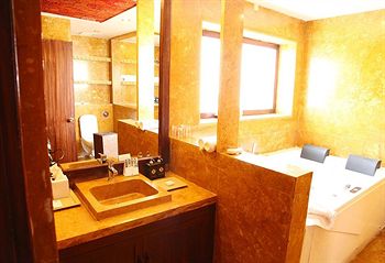 Hotel Brys Fort photo 4