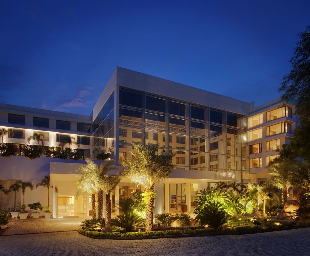 Radisson Blu Plaza Hotel Hyderabad Banjara Hills image 1