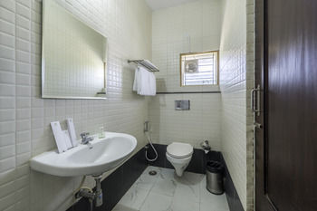 Treebo Sanctum Suites photo 2