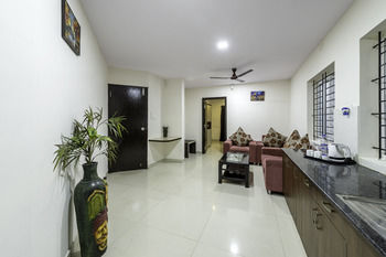 Treebo Sanctum Suites photo 4