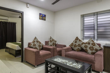 Treebo Sanctum Suites photo 5