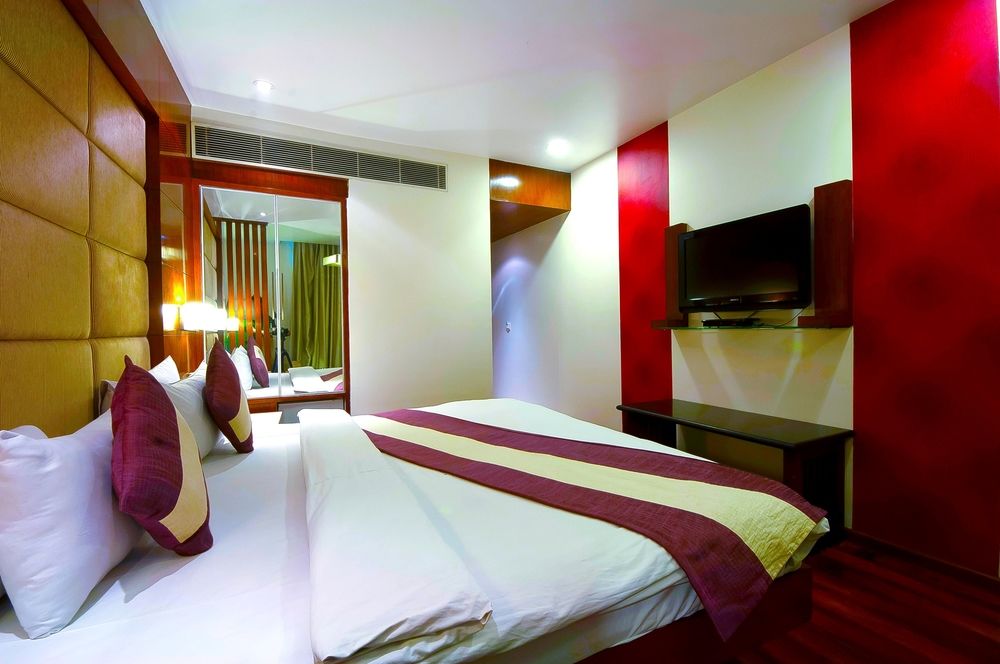 Hotel Aura New Delhi image 1