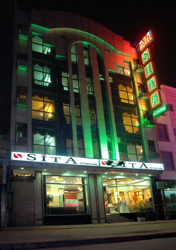Hotel Sita International ラーマクリシュナ・アシュラム・マーグ駅 India thumbnail