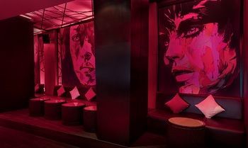 Hotel Bar