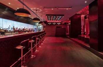 Hotel Bar