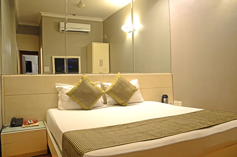 Hotel Ajanta New Delhi ニューデリー India thumbnail
