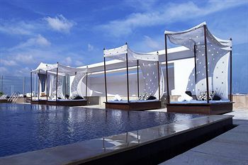 Rooftop Pool