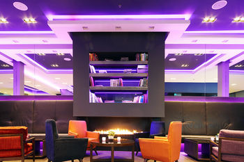 Hotel Lounge