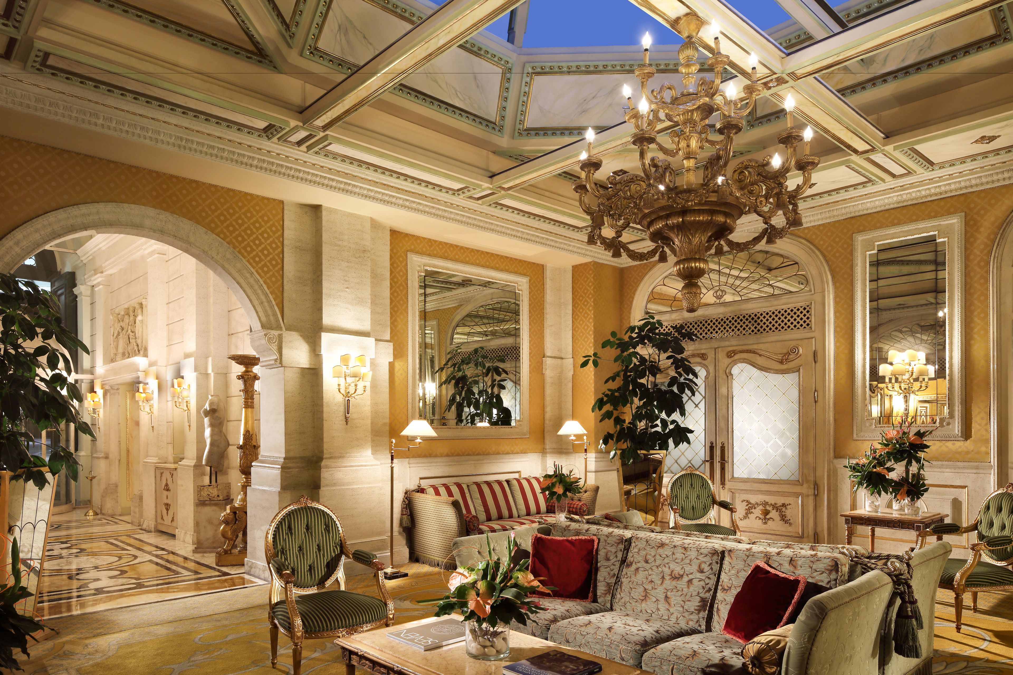 Hotel Splendide Royal Rome image 1