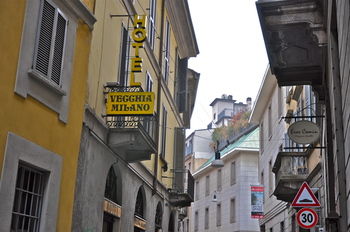 Hotel Vecchia Milano - Tap to explore photos