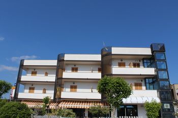 HOTEL ENRICA
