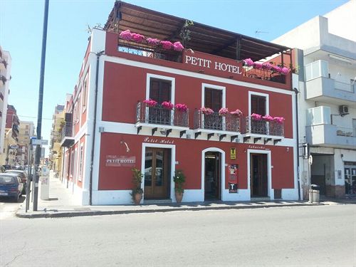 Petit Hotel Milazzo image 1