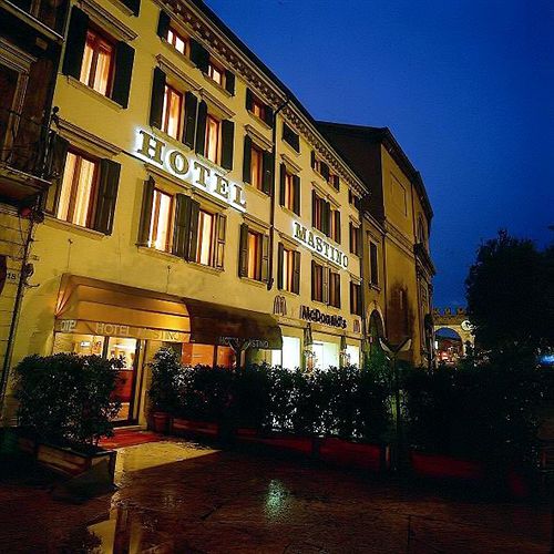Hotel Mastino Verona Italy thumbnail