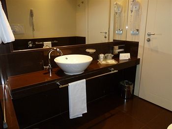 Una Hotel Lodi photo 4
