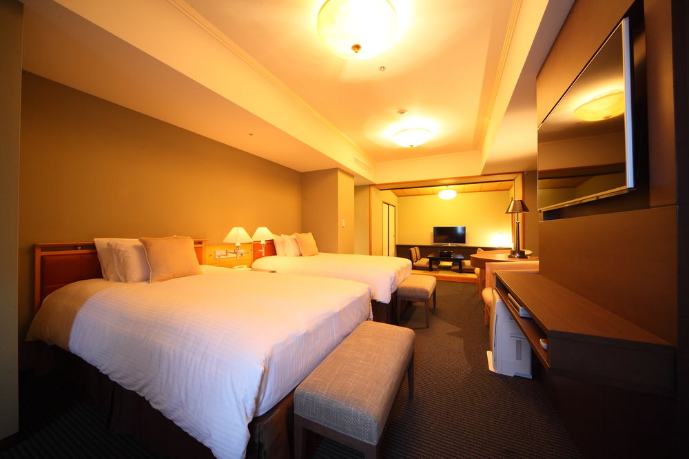 Hotel Metropolitan Nagano image 1